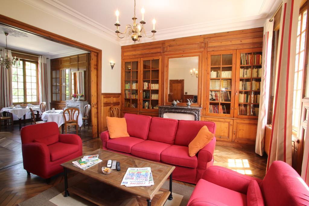 مبيت وإفطار Saint-Martin-aux-Chartrains Manoir Le Mesnil المظهر الخارجي الصورة