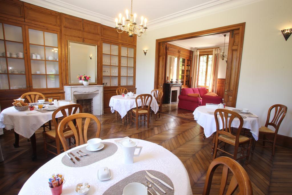 مبيت وإفطار Saint-Martin-aux-Chartrains Manoir Le Mesnil المظهر الخارجي الصورة