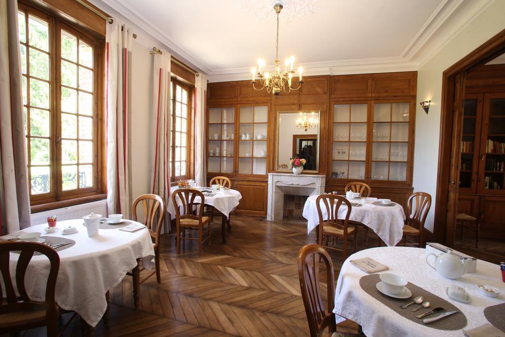 مبيت وإفطار Saint-Martin-aux-Chartrains Manoir Le Mesnil المظهر الخارجي الصورة