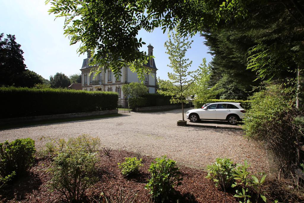 مبيت وإفطار Saint-Martin-aux-Chartrains Manoir Le Mesnil المظهر الخارجي الصورة