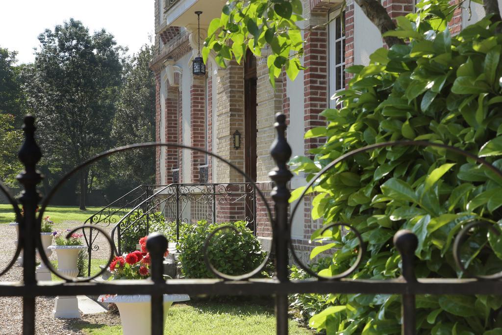 مبيت وإفطار Saint-Martin-aux-Chartrains Manoir Le Mesnil المظهر الخارجي الصورة