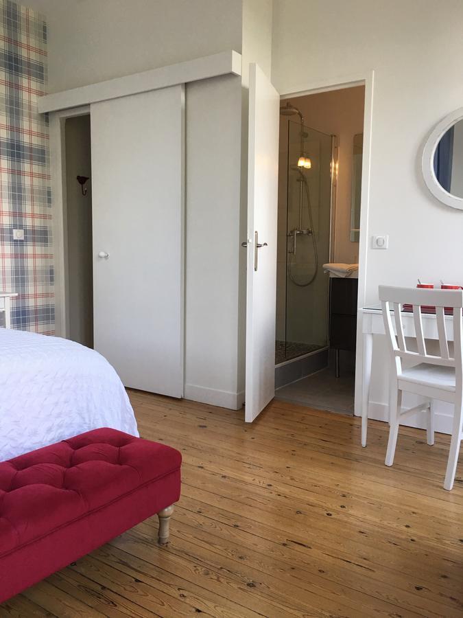 مبيت وإفطار Saint-Martin-aux-Chartrains Manoir Le Mesnil المظهر الخارجي الصورة
