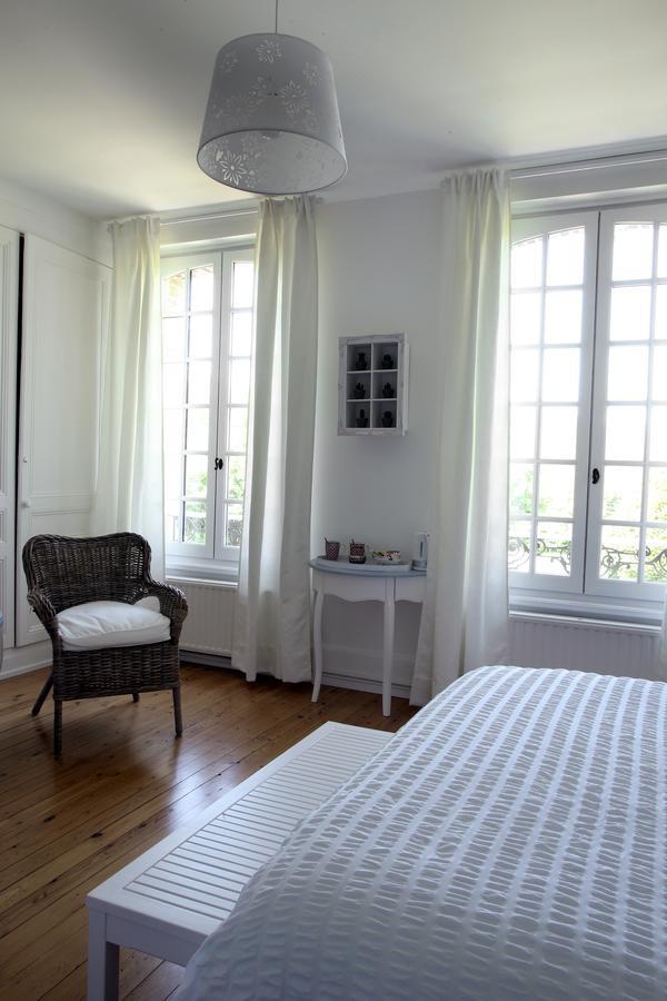 مبيت وإفطار Saint-Martin-aux-Chartrains Manoir Le Mesnil المظهر الخارجي الصورة